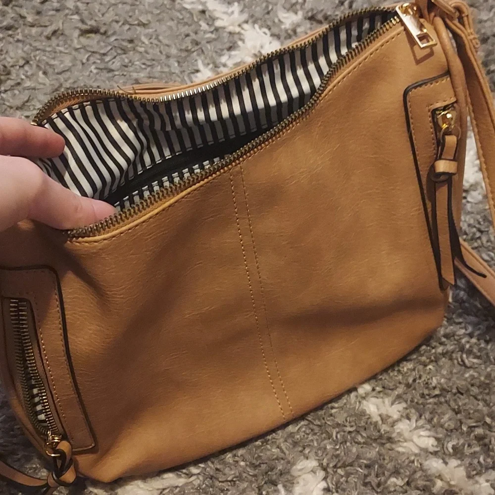 Purse - Picture 9 of 9